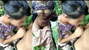 ခြုံတောတိုးပြီး လိုးနေတဲ့အတွဲ
