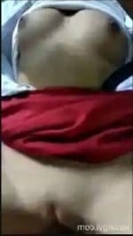 အမွှေးတောင် မပေါက်သေးတဲ့ အငုံးလေး အောကား